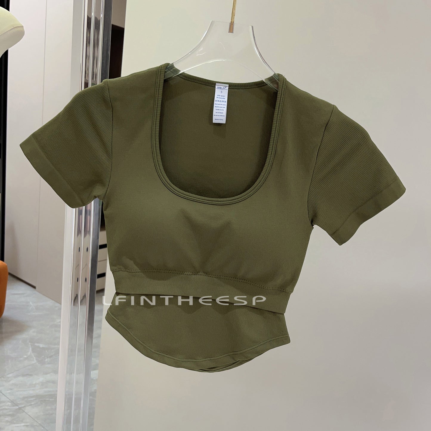Lulu Yoga Clothes with Chest Pad Women's 2023 New Arrived Fancy Sports Top Short Sleeve Professional Running Workout T-shirt
