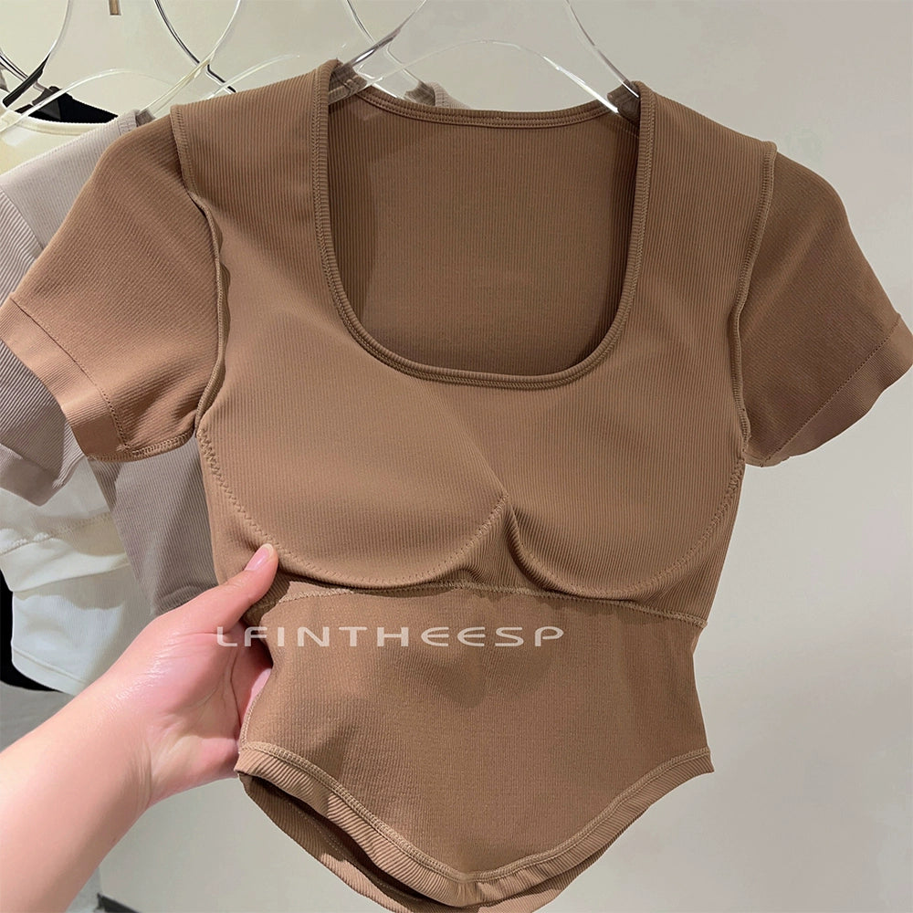 Lulu Yoga Clothes with Chest Pad Women's 2023 New Arrived Fancy Sports Top Short Sleeve Professional Running Workout T-shirt
