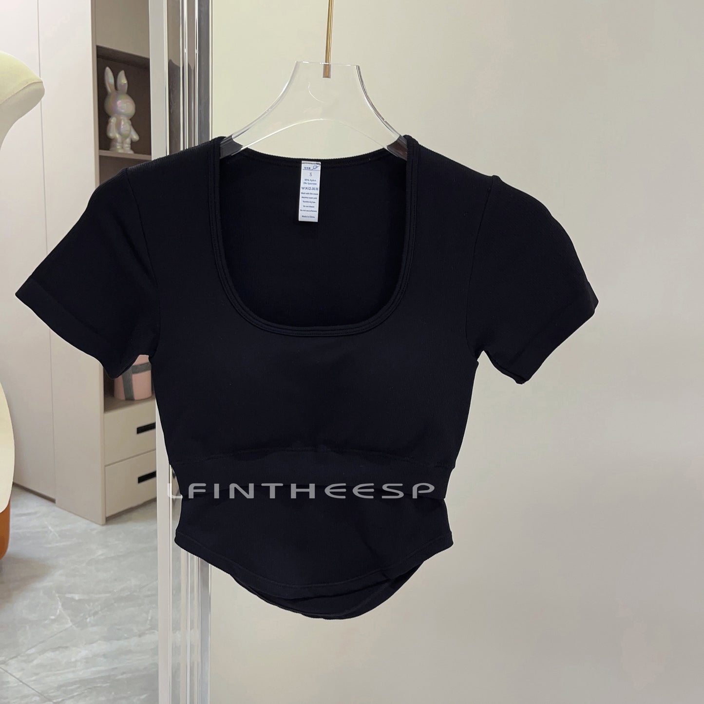 Lulu Yoga Clothes with Chest Pad Women's 2023 New Arrived Fancy Sports Top Short Sleeve Professional Running Workout T-shirt