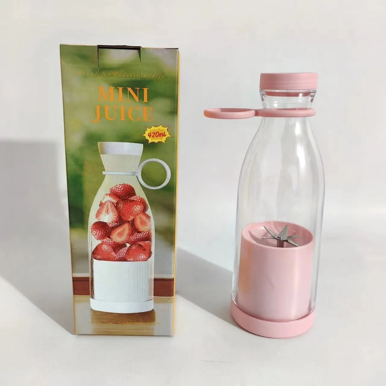 Mini Portable Electric Fruit Juicer Manual Wine Bottle Juicing Cup Small 6-Blade Rechargeable Vegetable Juicer Blender Mixer