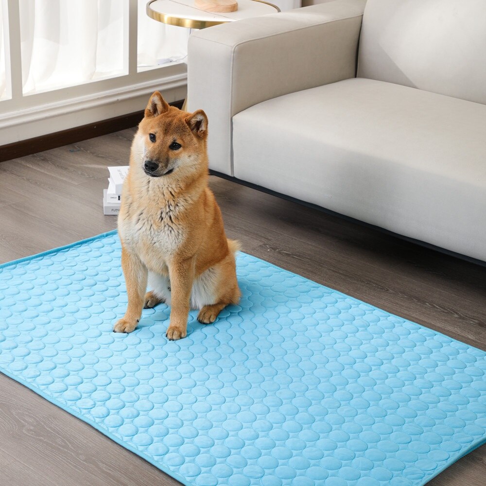 Pet Ice Mat Summer Ventilated Pet Mat Dog Mat Cat Cooling Mat Pet Supplies Pet Cooling Supplies Large and Small Pet Mat