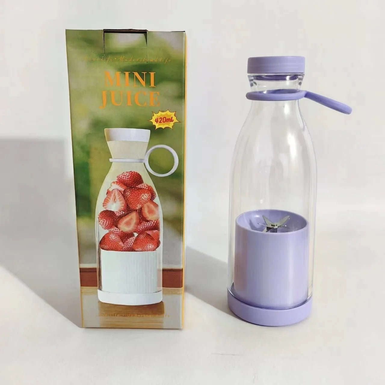 Mini Portable Electric Fruit Juicer Manual Wine Bottle Juicing Cup Small 6-Blade Rechargeable Vegetable Juicer Blender Mixer