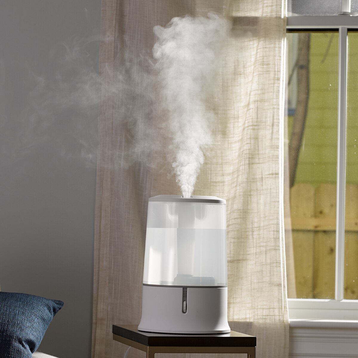 Ultra Quiet Cool Mist Humidifier, HUL233W, White