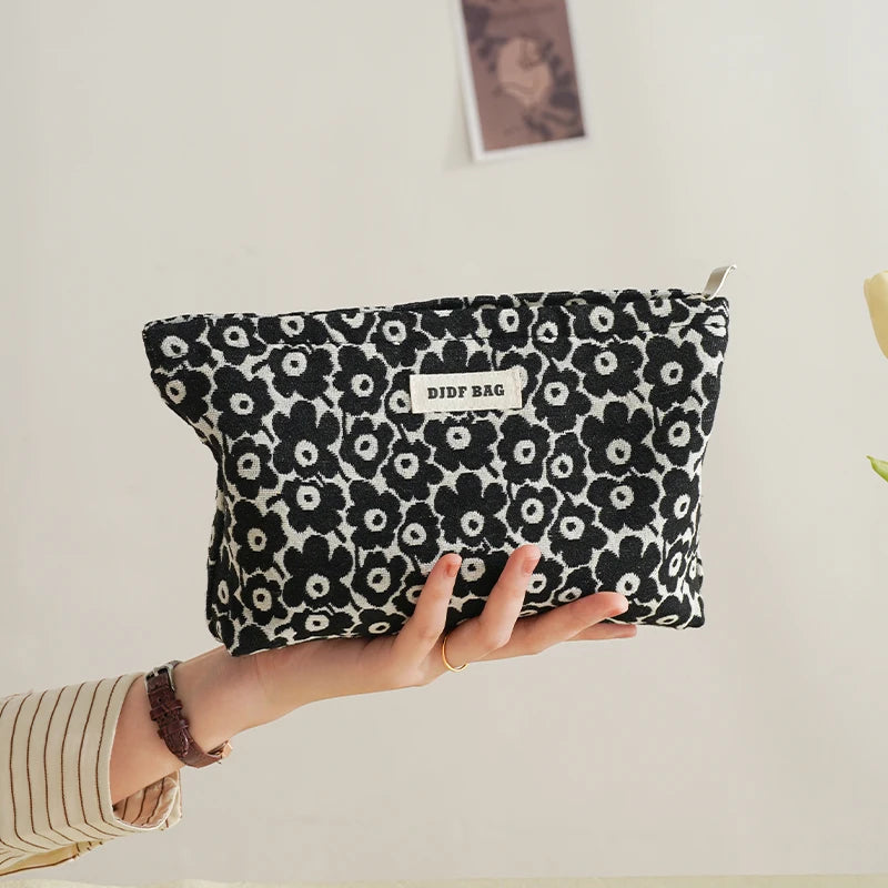 DJDF Women's Cosmetic Bag Green Seaweed Skincare Products Large Capacity Storage Bag Portable Travel Toiletry Bag Coin Purse