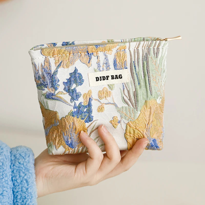 DJDF Women's Cosmetic Bag Green Seaweed Skincare Products Large Capacity Storage Bag Portable Travel Toiletry Bag Coin Purse