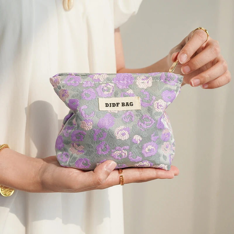 DJDF Women's Cosmetic Bag Green Seaweed Skincare Products Large Capacity Storage Bag Portable Travel Toiletry Bag Coin Purse