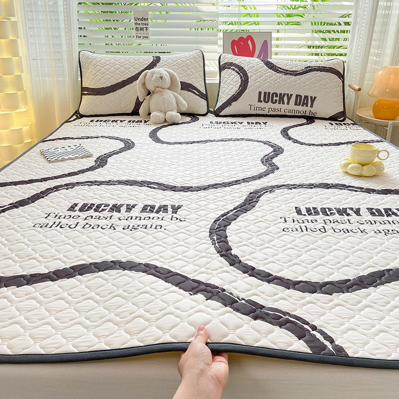 Natural Latex Thick Cooling Mat for Summer Cool Feeling Rayon Matress Pad Soft Air-Permeable Cold Summer Mat for Bed Sheet Set