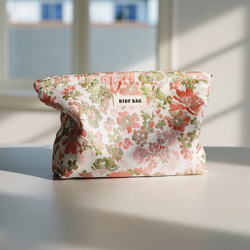 DJDF Women's Cosmetic Bag Green Seaweed Skincare Products Large Capacity Storage Bag Portable Travel Toiletry Bag Coin Purse