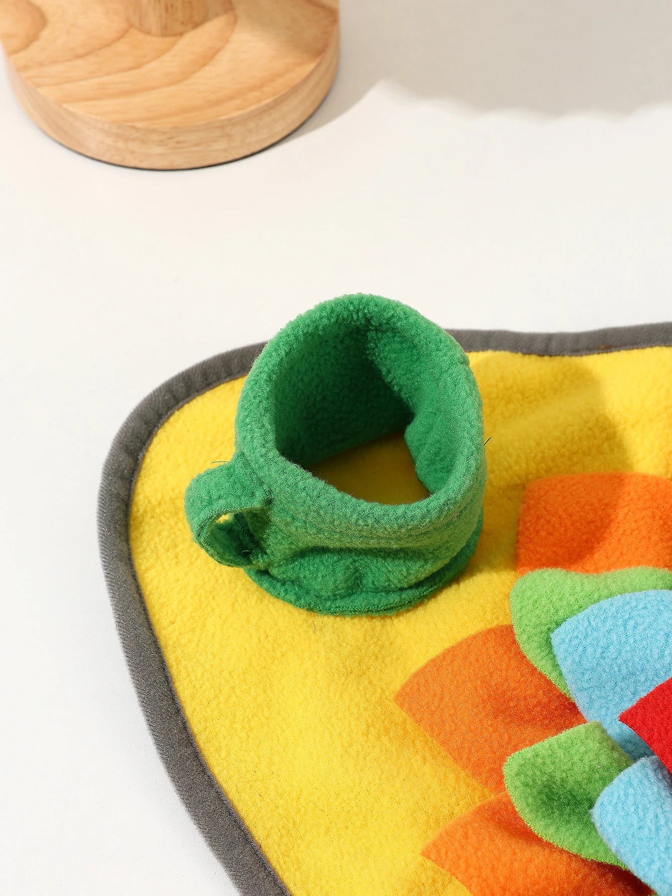 Good quality Pet Snuffle Mat for Dogs,Interactive Feed Puzzle for Boredom Comfort and softness