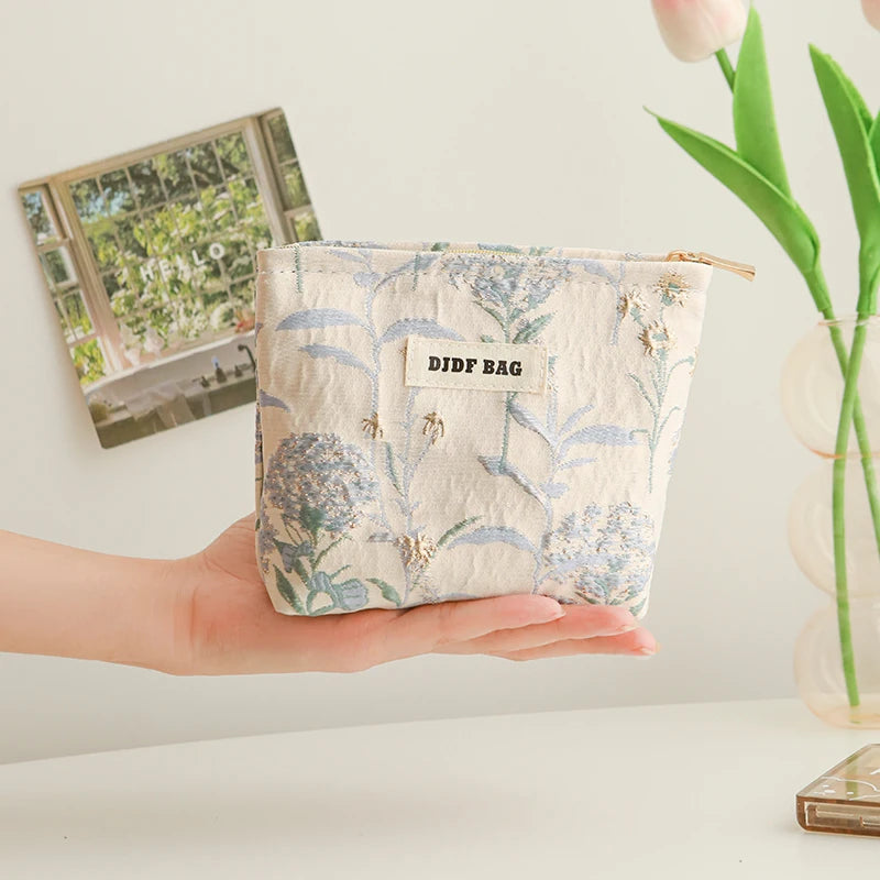 DJDF Women's Cosmetic Bag Green Seaweed Skincare Products Large Capacity Storage Bag Portable Travel Toiletry Bag Coin Purse
