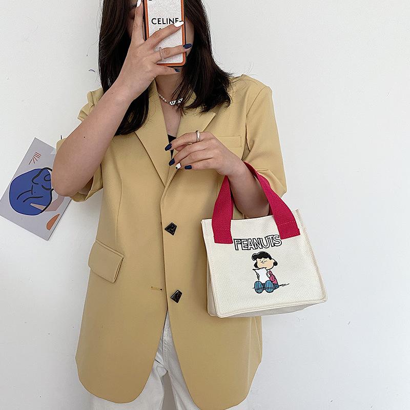 Snoopy Bag 2022 New Large Capacity Ladies Shoulder Handbag Kawaii Canvas Lunch Box Cartoon Cute Small Bag Trendy Fashion