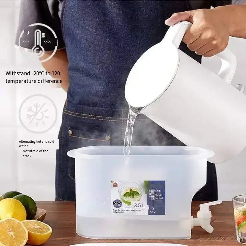 Large Capacity Cold Water Pitcher Cold Water Jug Plastic Water Pot With Faucet Large Capacity Lemonade Scented Tea Water Kettle