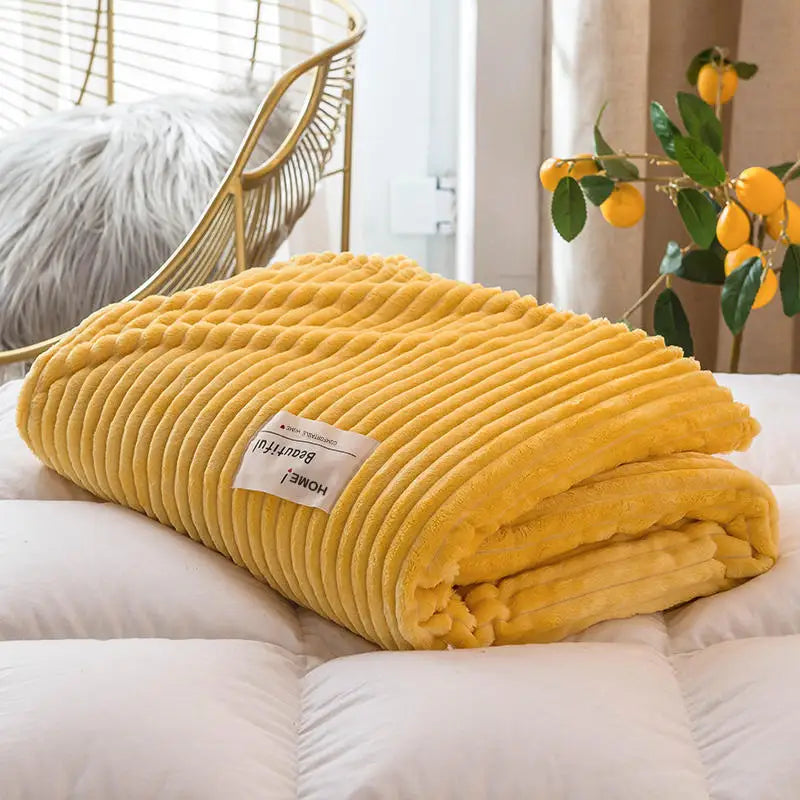 Blankets for Beds Solid Yellow Color Soft Warm 300GSM Plaid Square Flannel Blanket On the Bed Thickness Throw Blanket