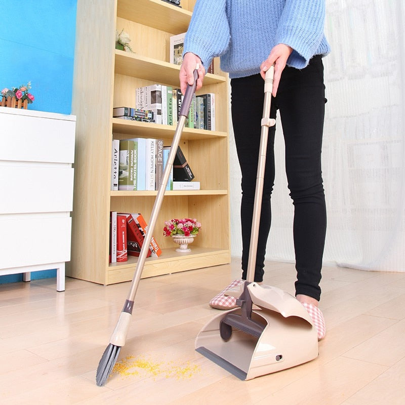 Eyliden Broom and Dustpan Set