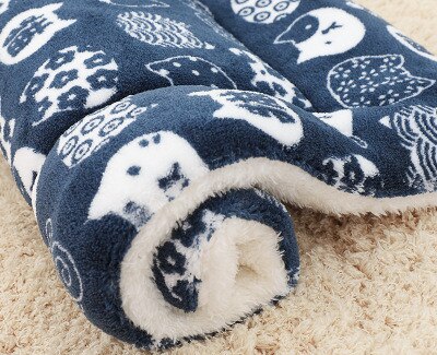 Soft Flannel Thickened Pet Soft Fleece Pad /Blanket Bed Mat