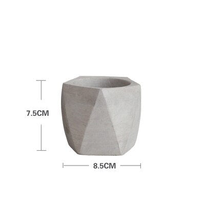 Handamde flowerpot molds