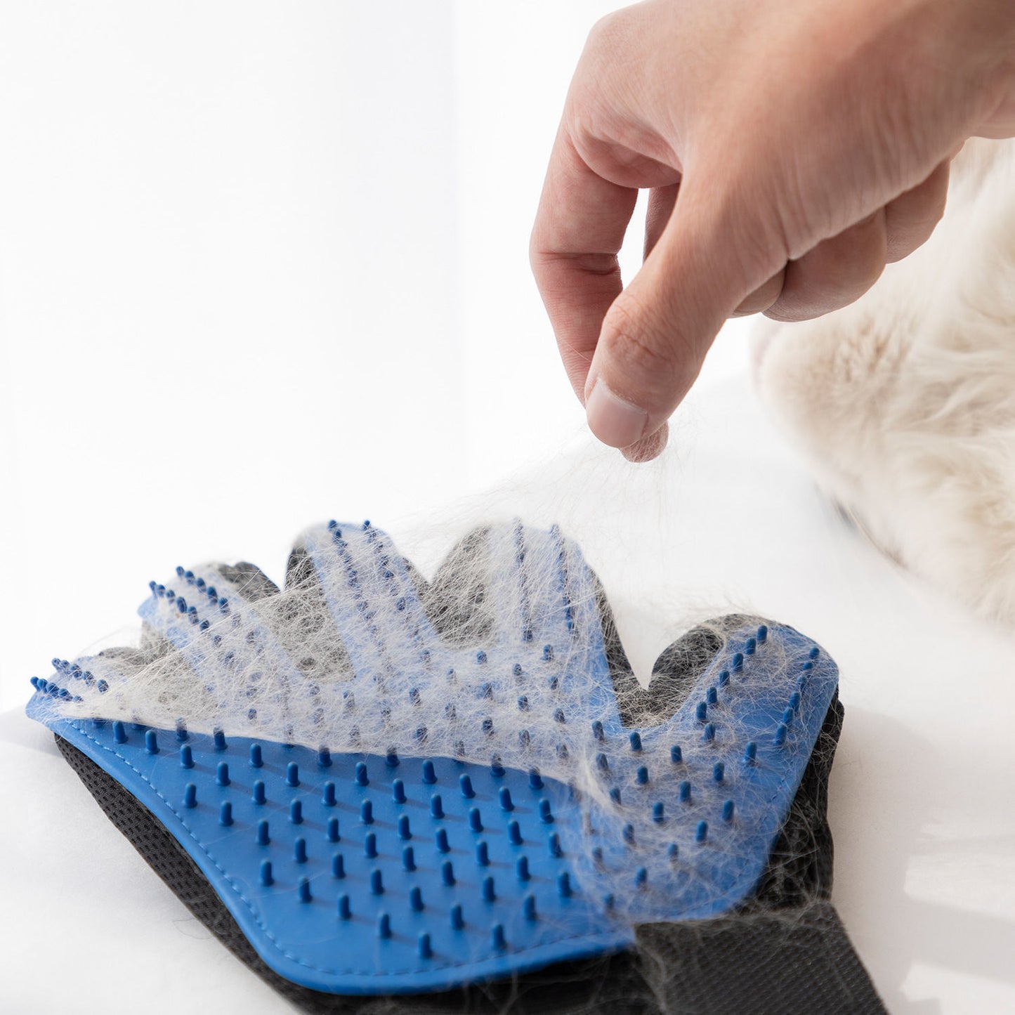 Pet Grooming Glove-r Deshedding Brush